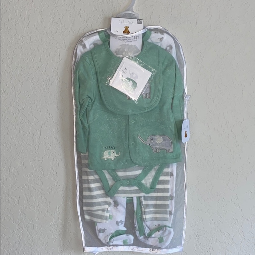7 piece baby gift set
